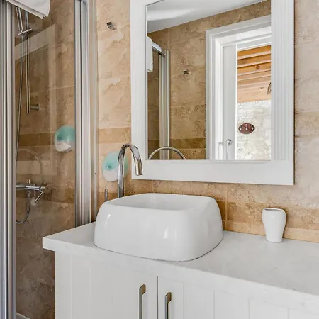 Arsorama Village Homes * Arsos