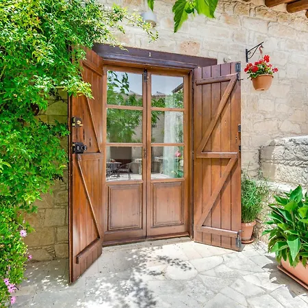 Apartament Arsorama Village Homes *