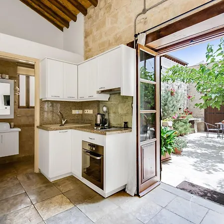 Apartment Sanders Arsorama *